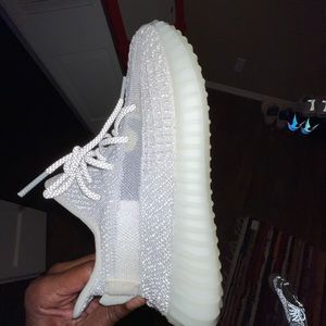 YEEZY BOOST 350 V2
REFLECTIVE
"Static"